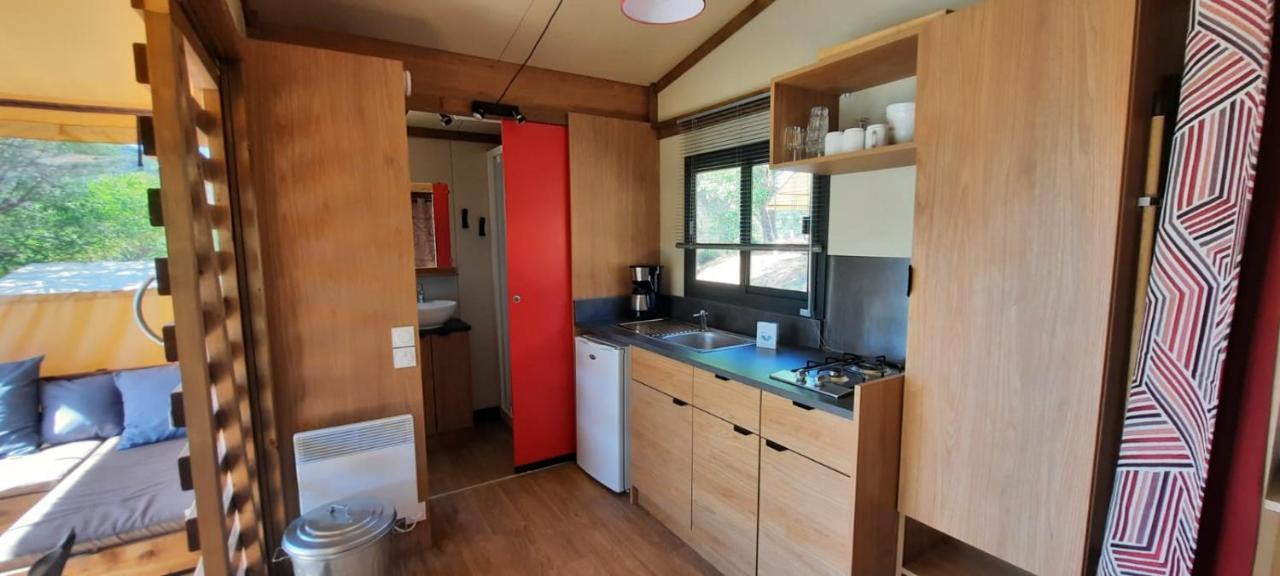 Camping Onlycamp Vauban Нёф-Бризах Экстерьер фото